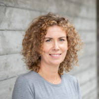 Sofia Linden Email & Phone Number