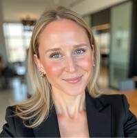 LaSalle Network Employee Phoebe Gilbert's profile photo