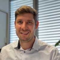 Andreas H. Email