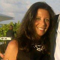 Saunders & Associates Employee Nancy Mizrahi's profile photo