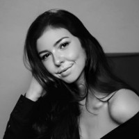 Arius Technology Inc. Employee Elise Huff's profile photo