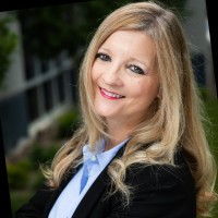 Universal Pure Employee Glenda Mussell's profile photo