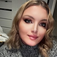 Hannah Wills Email