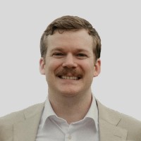 E-mail e número de telefone de Brett Richardson