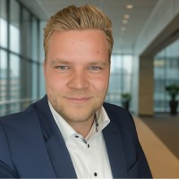 Niklas Mettner Email