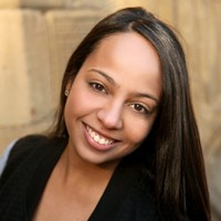 Paola Lendof Email & Phone Number