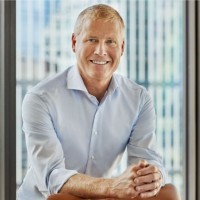 Charles Schwab Employee Jonathan Craig's profile photo