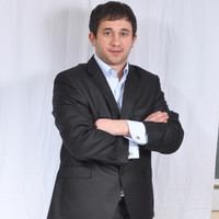 Revaz Kulumbegov Email