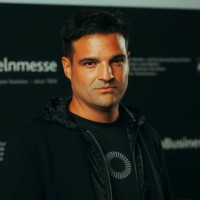 Photon Industries Employee Mark Val's profile photo
