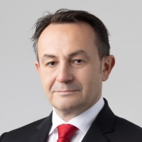 Robert Achleitner Email