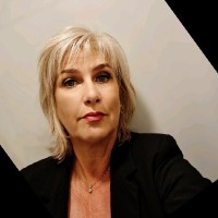 Yvonne Brok Email