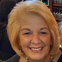 Interra Global Employee Loretta Lavere's profile photo