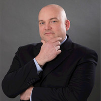 Robert McFadden Email & Phone Number