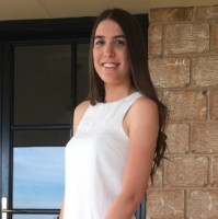Daniela Korsos Email
