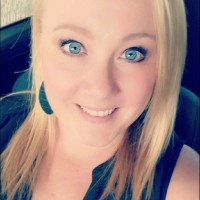 Security Bank of Kansas City Employee Robyn Higgins's profile photo