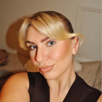 Price Building Services Employee Lily Howe's profile photo