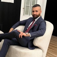 Isen Elias Email