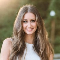 Wells Fargo Employee Julia Fox's profile photo