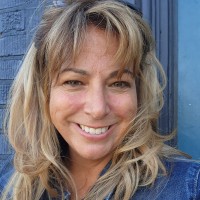 Stacy Holt Email & Phone Number