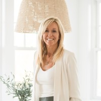 RE/MAX Executive Employee Kate Lunny's profile photo