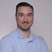 Linus Müller Email