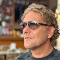 Dennis Wanders Email & Phone Number