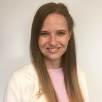 Tímea Gombár-Móra Email