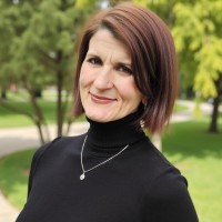 innerActiv Employee Leslie A's profile photo