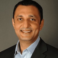 E-mail e número de telefone de Mobeen Bajwa