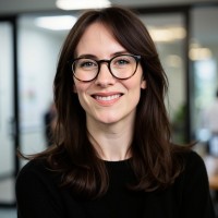 Caitlin Knauss Email & Phone Number
