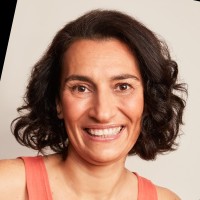 SouSmile Employee Aline Andrade's profile photo