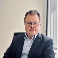 Magnus Schiele Email