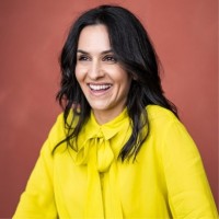 Stand & Deliver Employee Neagheen Homaifar's profile photo