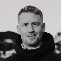 Tom Hunter Email