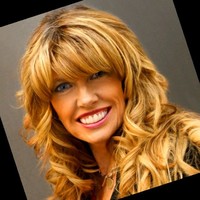Kelly Tiff Email & Phone Number