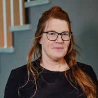 Daniela Kern Email