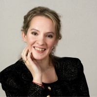 Assemblée des Français de l'Etranger Employee Céline Pozzobon's profile photo