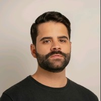 Adriano Rodrigues Email