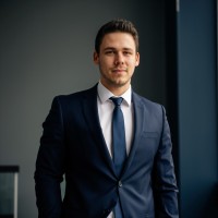 Lukas Häufglöckner Email