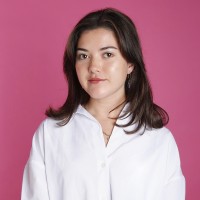 Inès Medjber Email