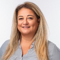 Simone Gomes Email