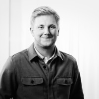 Oscar Lindström Email