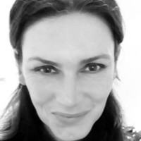 Julia Inglis Email & Phone Number