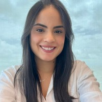 Larissa Simões Email