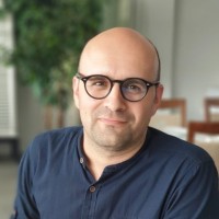 Cengiz Selçuk Email