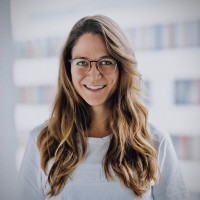 Mercedes-Benz Customer Solutions GmbH Employee Miriam Trometer's profile photo