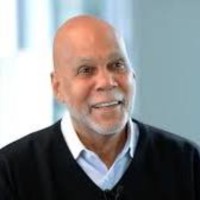 Honoris Melvin J. Scales