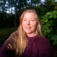 Kim Henderson-Lee Email & Phone Number
