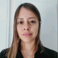 Lucrecia MacEdo Email