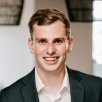 Christopher Utt Email & Phone Number